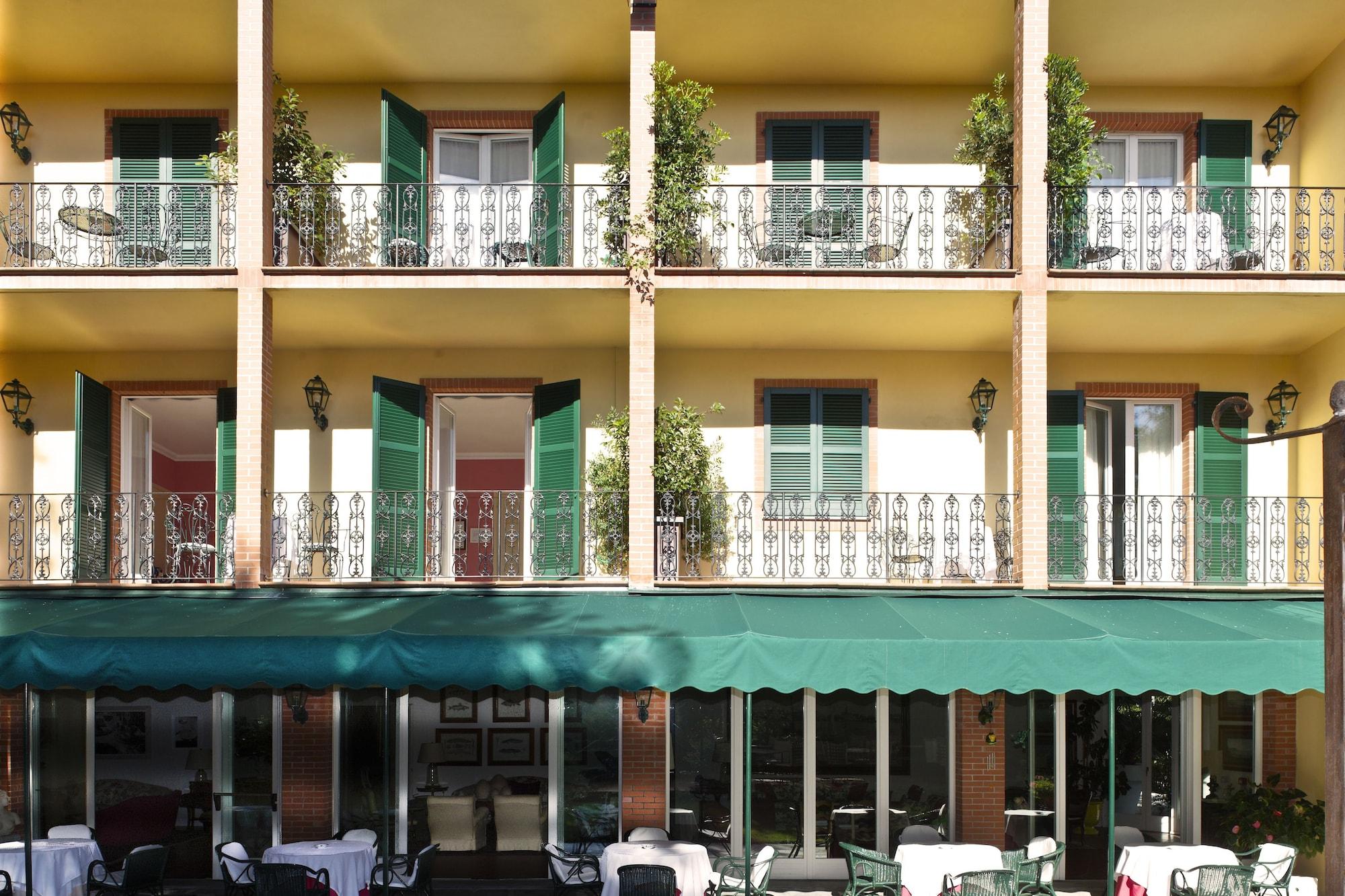 Hotel Franceschi Forte dei Marmi Exterior photo